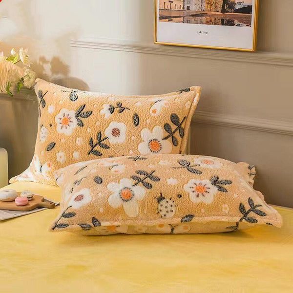 pillow case 1~2pc thicken flannel fleece coral pillowcase cover on bedding warm and comfortable home decoration covers 2021
pillow case 1~2pc thicken flannel fleece coral pillowcase cover on bedding warm and comfortable home decoration covers 2021