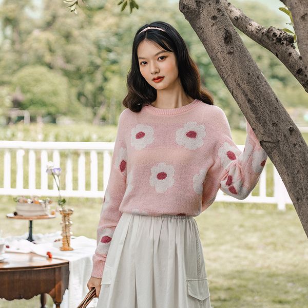 women's sweaters inman woman's nightgown wears round turtleneck, jacquard pullover with flowers for spring and fall 0ylc, White;black
women's sweaters inman woman's nightgown wears round turtleneck, jacquard pullover with flowers for spring and fall 0ylc, White;black