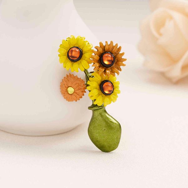 sunflower vase design for women cute small daisy rose flower pin elegant suit cardigan brooch girl party jewelry, Gray
sunflower vase design for women cute small daisy rose flower pin elegant suit cardigan brooch girl party jewelry, Gray