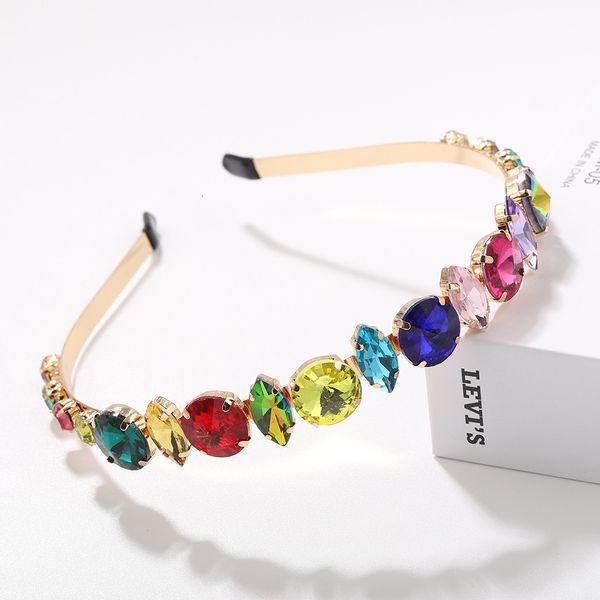 japanese and korean fashion women's simple water drill headband alloy color diamond hair accessories celebrity, Silver
japanese and korean fashion women's simple water drill headband alloy color diamond hair accessories celebrity, Silver