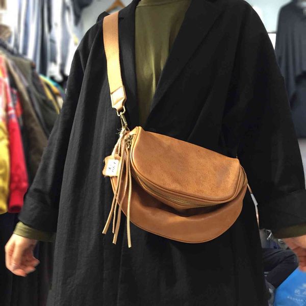 head leather leather handmade single shoulder super capacity messenger women's chest waist small bag black friday g8ej
head leather leather handmade single shoulder super capacity messenger women's chest waist small bag black friday g8ej
