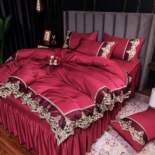bedding sets luxury set silky satin lace embroidery duvet cover bed sheets and pillowcases king double-sided silk home textile
bedding sets luxury set silky satin lace embroidery duvet cover bed sheets and pillowcases king double-sided silk home textile