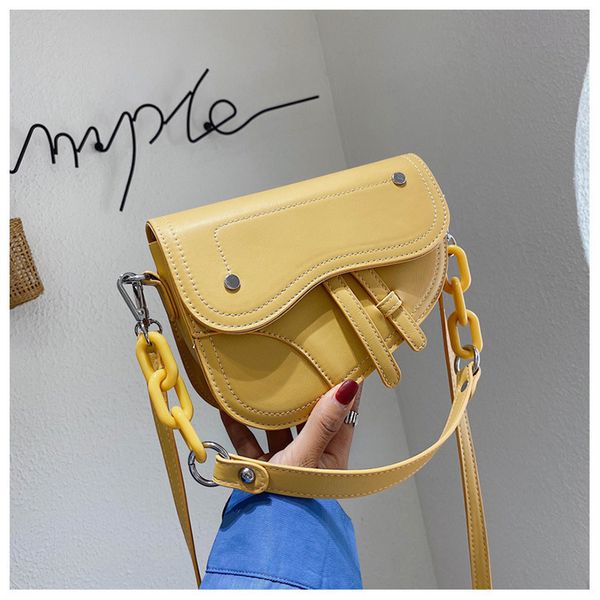 factory direct sale 75% off 2021 new popular saddle women's messenger net red armpit shoulder bags
factory direct sale 75% off 2021 new popular saddle women's messenger net red armpit shoulder bags