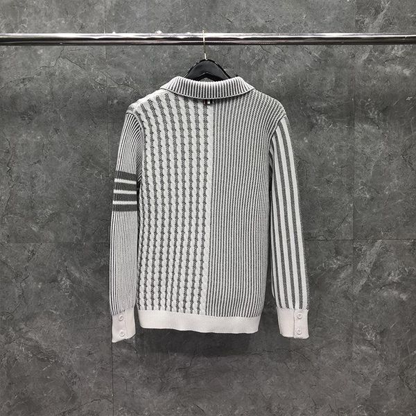 2021 fashion brand sweaters men women slim cardigans clothing patchwork striped wool thick autumn winter casual coat, White;black
2021 fashion brand sweaters men women slim cardigans clothing patchwork striped wool thick autumn winter casual coat, White;black