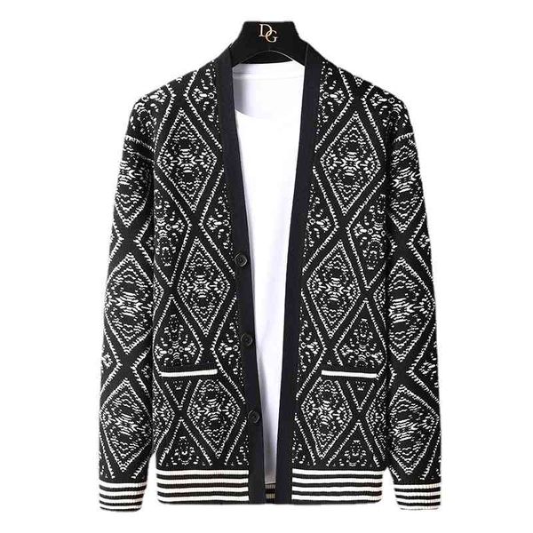 mens coat 2021 new knitted cardigan men's et spring and autumn korean thin line casual loose v-neck sweater, Black;white
mens coat 2021 new knitted cardigan men's et spring and autumn korean thin line casual loose v-neck sweater, Black;white