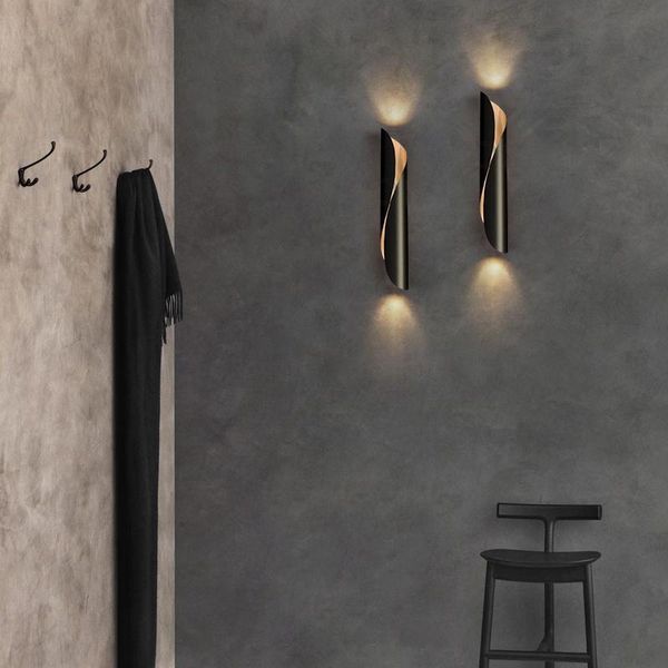 wall lamp black and white aluminum creative curling living room decoration nordic simple aisle villa staircase bedroom
wall lamp black and white aluminum creative curling living room decoration nordic simple aisle villa staircase bedroom