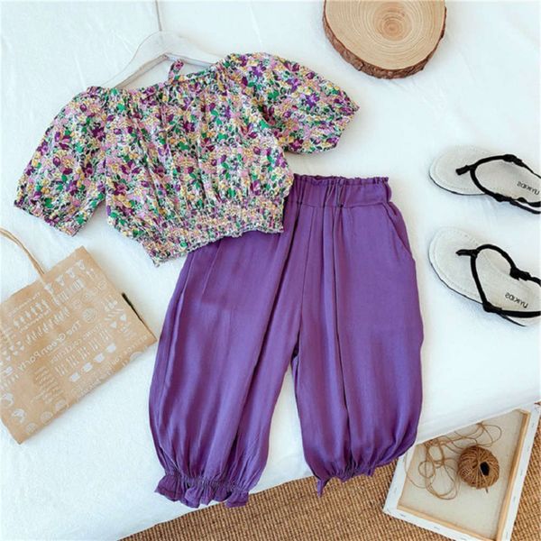 girls' suit floral embossed open navel with capris 21 summer new children's wear 3-8 years old, White
girls' suit floral embossed open navel with capris 21 summer new children's wear 3-8 years old, White