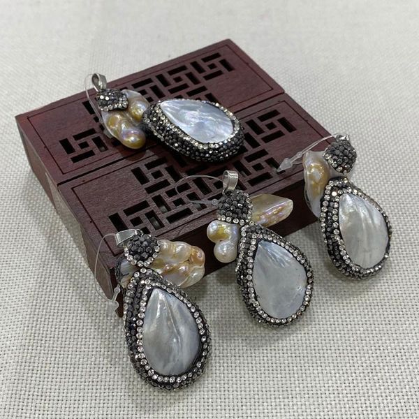 charms natural freshwater shell pearl pendant drop shape suitable for diy making exquisite charm jewelry gift accessories wholesale, Bronze;silver
charms natural freshwater shell pearl pendant drop shape suitable for diy making exquisite charm jewelry gift accessories wholesale, Bronze;silver