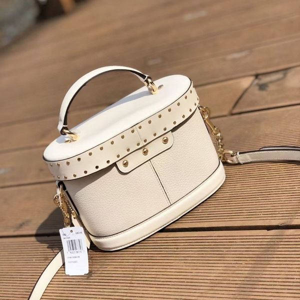women luxurys designers bags 2021 make-up box package comer with trail c crossbody bag zhouzhoubao123 designer handbags purse wallet handbag
women luxurys designers bags 2021 make-up box package comer with trail c crossbody bag zhouzhoubao123 designer handbags purse wallet handbag