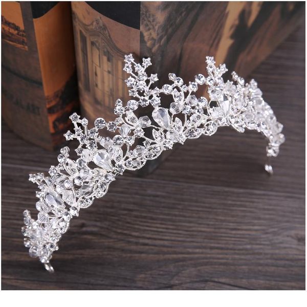 new wedding hair accessories silver color rhinestone crystal crown bridal headdress princess crown bridal wedding crown qyluxo 
new wedding hair accessories silver color rhinestone crystal crown bridal headdress princess crown bridal wedding crown qyluxo