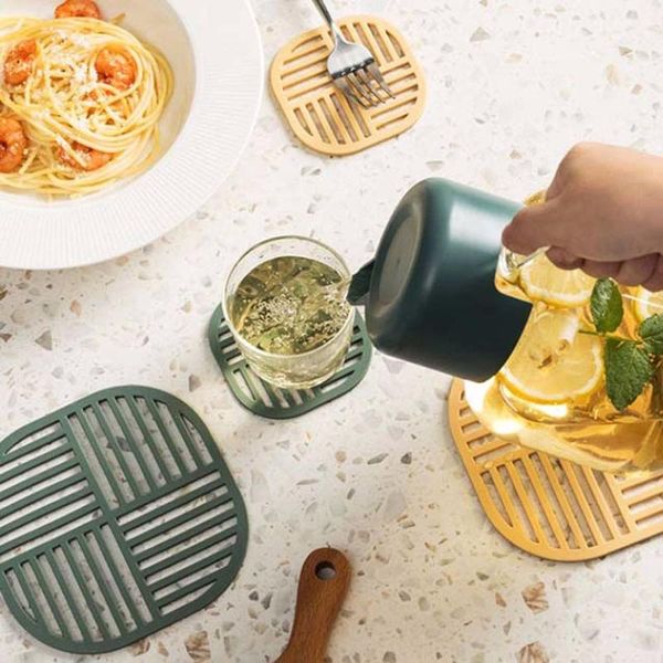 mats & pads simple hollow heat-insulation pot mat soft silicone non-slip oil-proof placemat household anti-scalding tableware
mats & pads simple hollow heat-insulation pot mat soft silicone non-slip oil-proof placemat household anti-scalding tableware