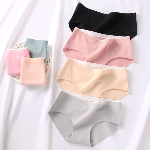 Underwear women's pure cotton crotch traceless belly closed breathable sexy girl's raw middle waist triangular shorts head, Black;white
Underwear women's pure cotton crotch traceless belly closed breathable sexy girl's raw middle waist triangular shorts head, Black;white