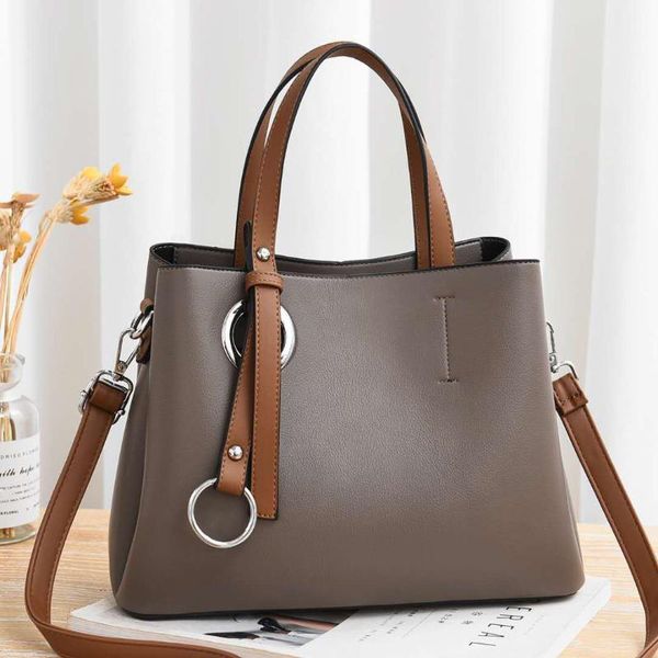2021 new fashion bag women's fashion trend single shoulder bag portable women's manufacturer direct sales one
2021 new fashion bag women's fashion trend single shoulder bag portable women's manufacturer direct sales one