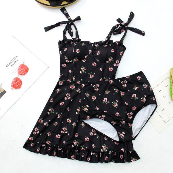 tankini women vintage halter swimsuit black/yellow sleeveless swimdress with chest pad printed
tankini women vintage halter swimsuit black/yellow sleeveless swimdress with chest pad printed