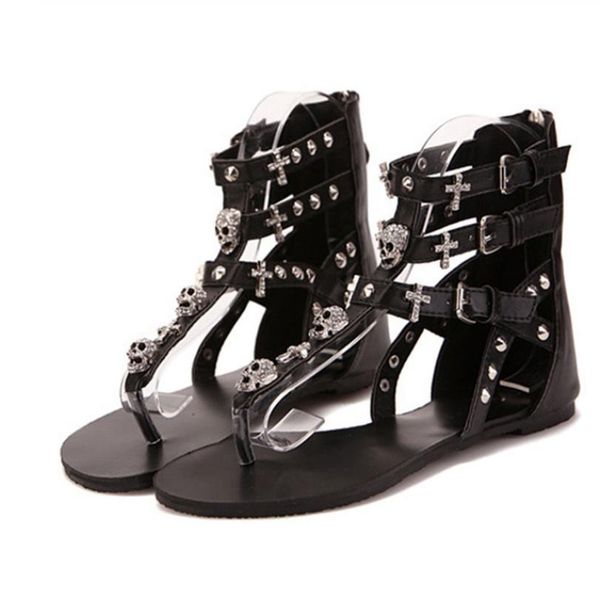 casual womens ankle strap skull flat gladiator sandals rivet studs zip roman thongs shoes buckle black white plus size 2021
casual womens ankle strap skull flat gladiator sandals rivet studs zip roman thongs shoes buckle black white plus size 2021