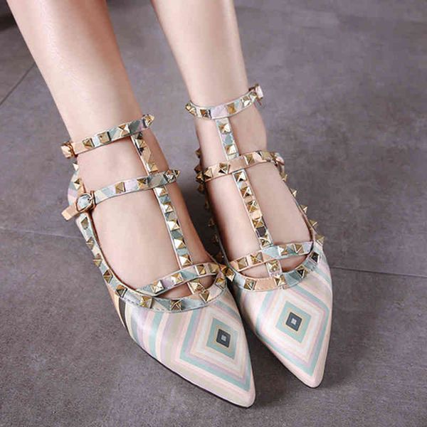 women flat sho riveting bandage decoration buckle stripe hollow out sandals pointed asakuchi single woman, Black
women flat sho riveting bandage decoration buckle stripe hollow out sandals pointed asakuchi single woman, Black