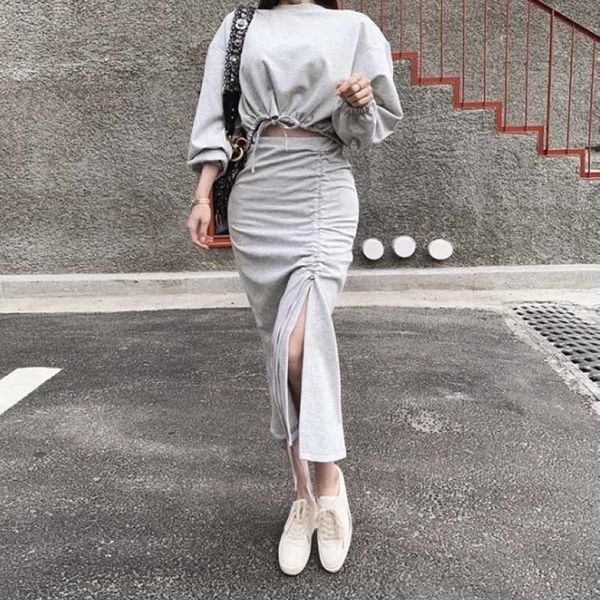 2021 new women autumn winter around neck long short sweatshirt plied cord split skirt suit 9qqm, White
2021 new women autumn winter around neck long short sweatshirt plied cord split skirt suit 9qqm, White