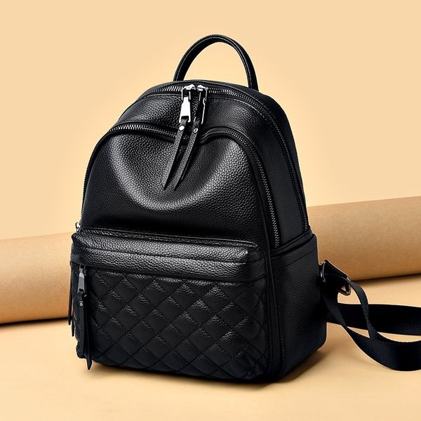 leather backpack 2021 new korean fashion trendy layer cowhide soft leather women's backpack 
leather backpack 2021 new korean fashion trendy layer cowhide soft leather women's backpack
