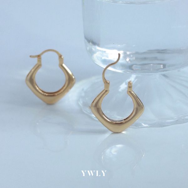 hollow diamond metal earrings and earrings for women's republic of korea ywly, Silver
hollow diamond metal earrings and earrings for women's republic of korea ywly, Silver
