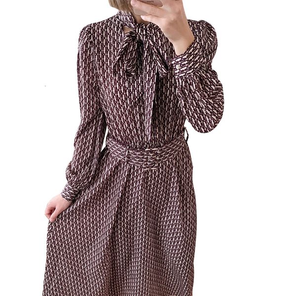 2021 spring summer print chiffon women clothes sleeve street es belt fashion 62l6, Black;gray
2021 spring summer print chiffon women clothes sleeve street es belt fashion 62l6, Black;gray