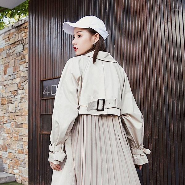 women's trench coats 2021 women pleated long coat fashion patchwork big size windbreaker female sleeve loose overcoat, Tan;black
women's trench coats 2021 women pleated long coat fashion patchwork big size windbreaker female sleeve loose overcoat, Tan;black