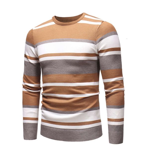 autumn and winter new men's round neck pullover casual stripe slim fitting sweaterwinter, White;black
autumn and winter new men's round neck pullover casual stripe slim fitting sweaterwinter, White;black