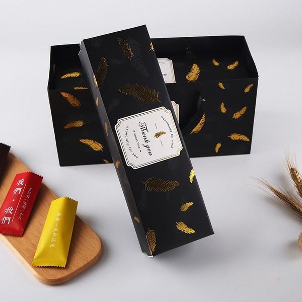 gift wrap 10 pcs sweet boxes for weddings bronzing feather pink black candy chocolate paper box birthday party favor packaging 
gift wrap 10 pcs sweet boxes for weddings bronzing feather pink black candy chocolate paper box birthday party favor packaging