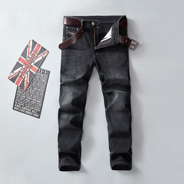 men's jeans 2021 classic retro blue denim trousers stretch straight large size 38 40 pants korean brand autumn and winter
men's jeans 2021 classic retro blue denim trousers stretch straight large size 38 40 pants korean brand autumn and winter