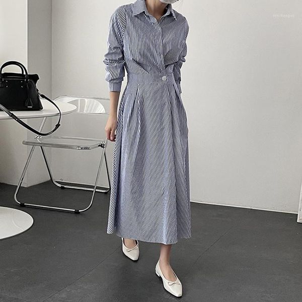 casual dresses korean fashion striped for women 2021 lapel collar long sleeve high waist midi dress female autumn clothing x666, Black;gray
casual dresses korean fashion striped for women 2021 lapel collar long sleeve high waist midi dress female autumn clothing x666, Black;gray