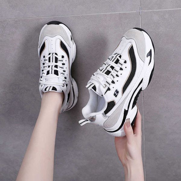 hong kong it tide brand 2021 spring summer female heightening black white pa sho lightweight breathable sports thick
hong kong it tide brand 2021 spring summer female heightening black white pa sho lightweight breathable sports thick