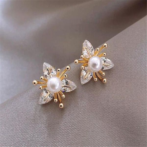 stud fashion luxury crystal pearl flower earrings elegant female exquisite gold jewelry accessories, Golden;silver
stud fashion luxury crystal pearl flower earrings elegant female exquisite gold jewelry accessories, Golden;silver
