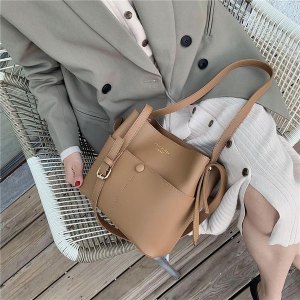 casaul buckets bag for women bags designer shoulder bags luxury soft crossbody messenger bag large capacity totes lady big purse
casaul buckets bag for women bags designer shoulder bags luxury soft crossbody messenger bag large capacity totes lady big purse
