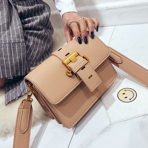 hbp 2021 european and american fashion bag women's new simple portable small square foreskin with decorative one shoulder
hbp 2021 european and american fashion bag women's new simple portable small square foreskin with decorative one shoulder