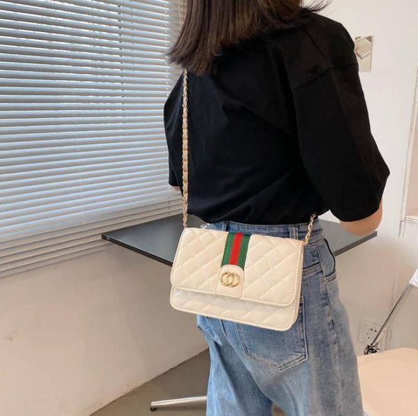 female bags 2021 summer fashion rhombus embroidery thread chain bag shoulder messenger handbag trend
female bags 2021 summer fashion rhombus embroidery thread chain bag shoulder messenger handbag trend
