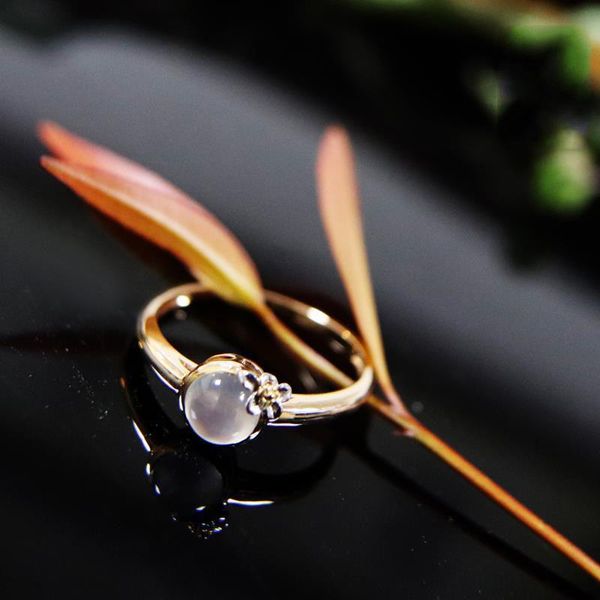 cluster rings original natural seed chalcedony with diamond egg round opening adjustable ring fresh and elegant ladies silver jewelry, Golden;silver
cluster rings original natural seed chalcedony with diamond egg round opening adjustable ring fresh and elegant ladies silver jewelry, Golden;silver