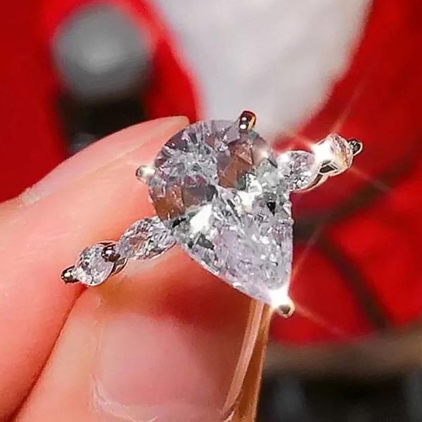 wedding rings huitan simple stylish water drop cubic zirconia women's romantic bridal ring silver color trendy jewelry for party, Slivery;golden
wedding rings huitan simple stylish water drop cubic zirconia women's romantic bridal ring silver color trendy jewelry for party, Slivery;golden