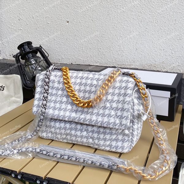 2021 classic flap 19 series f/w bags birds quilted tweed matelasse chain crossbody handle totes pochette 4 colors famous luxury designer clu
2021 classic flap 19 series f/w bags birds quilted tweed matelasse chain crossbody handle totes pochette 4 colors famous luxury designer clu