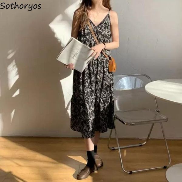 casual dresses sleeveless women lace floral printed spaghetti straps v-neck summer female fashion calf length dress korean ulzzang, Black;gray
casual dresses sleeveless women lace floral printed spaghetti straps v-neck summer female fashion calf length dress korean ulzzang, Black;gray