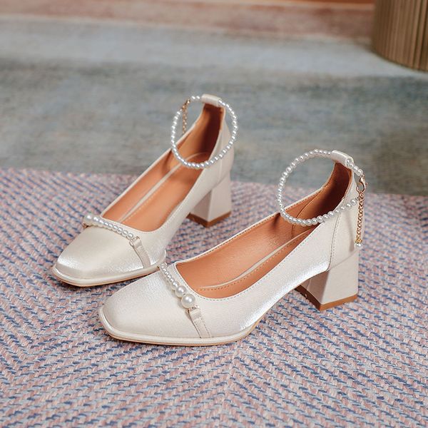 70% off factory online 2021 new pearl thick heel single shoes women's shallow mouth pearl belt mary jane simple square head high, Black
70% off factory online 2021 new pearl thick heel single shoes women's shallow mouth pearl belt mary jane simple square head high, Black