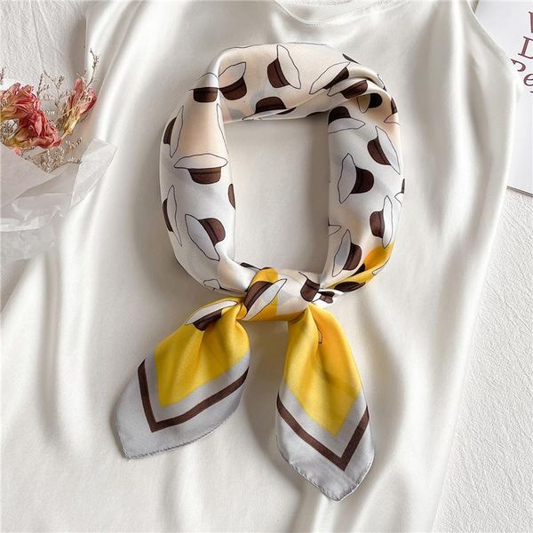 scarves ladies silk scarf neck hairband square bandana female foulard design print neckerchief shawl wrap 2021, Blue;gray
scarves ladies silk scarf neck hairband square bandana female foulard design print neckerchief shawl wrap 2021, Blue;gray