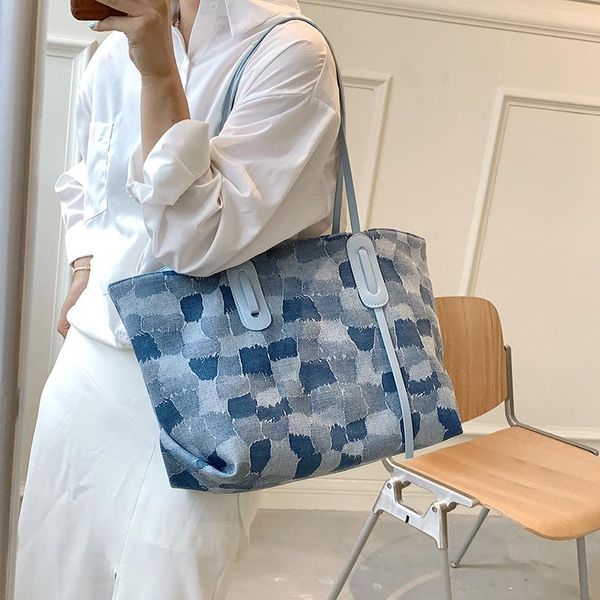 evening bags designer handbags 2021 brand all-match shoulder bag trend oxford portable tote fashionable niche large-capacity
evening bags designer handbags 2021 brand all-match shoulder bag trend oxford portable tote fashionable niche large-capacity