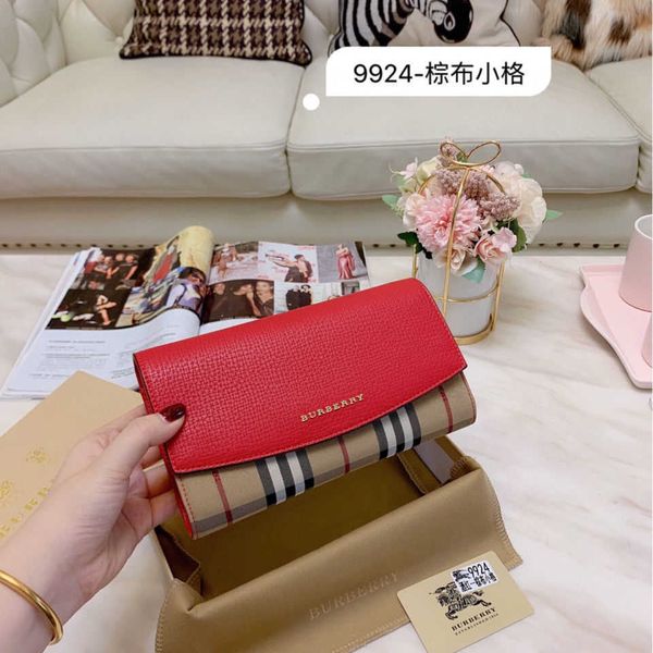 handbag spring 2021 new korean plaid with cowhide fashion hand messenger envelope bag handbag zly
handbag spring 2021 new korean plaid with cowhide fashion hand messenger envelope bag handbag zly