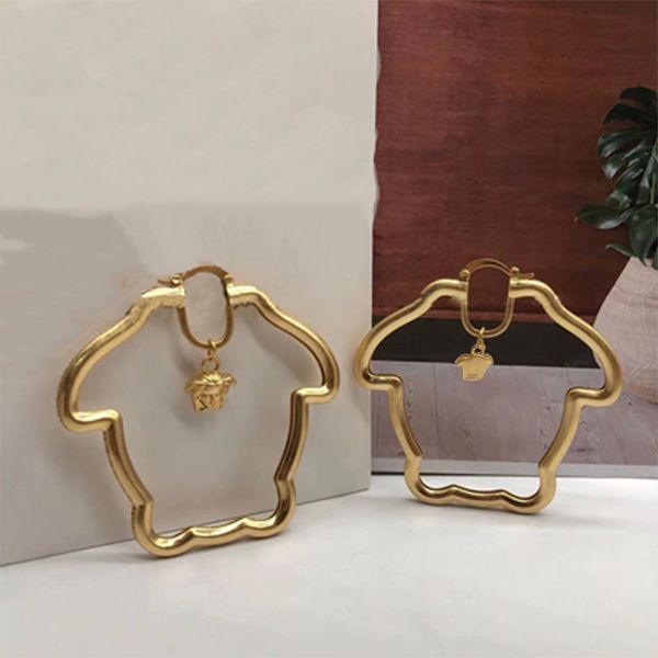 newvintageeuropeanandamericanpalacestyleearringswomensfashionjewelryaccessories, Golden;silver
newvintageeuropeanandamericanpalacestyleearringswomensfashionjewelryaccessories, Golden;silver
