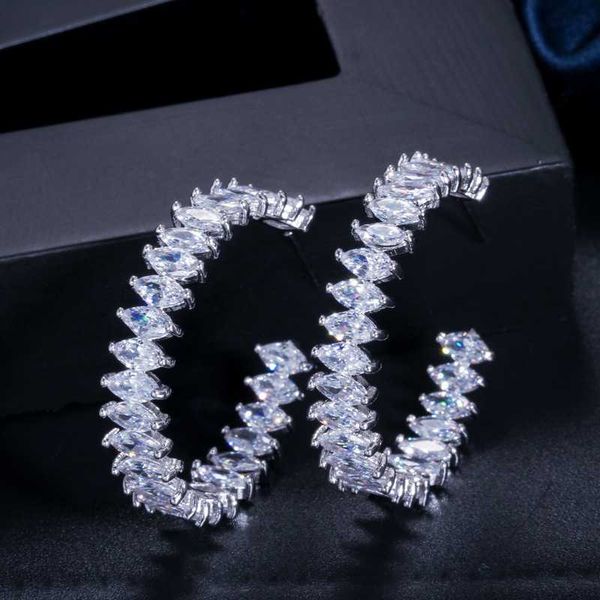 hoop & huggie 2021 fashion luxury white rectangle and marquise cut cubic zirconia big circle earrings for women jewelry party e0616, Golden;silver
hoop & huggie 2021 fashion luxury white rectangle and marquise cut cubic zirconia big circle earrings for women jewelry party e0616, Golden;silver