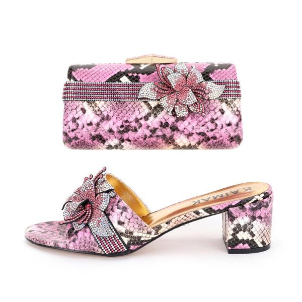 slippers 2022 summer style africa nigeria italy color matching belt flower decoration female bag wedding shoes, Black
slippers 2022 summer style africa nigeria italy color matching belt flower decoration female bag wedding shoes, Black
