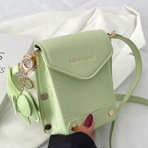 women's 2021 new soft leather texture single shoulder women's korean trend messenger bag fashionable, simple and large capacity
women's 2021 new soft leather texture single shoulder women's korean trend messenger bag fashionable, simple and large capacity