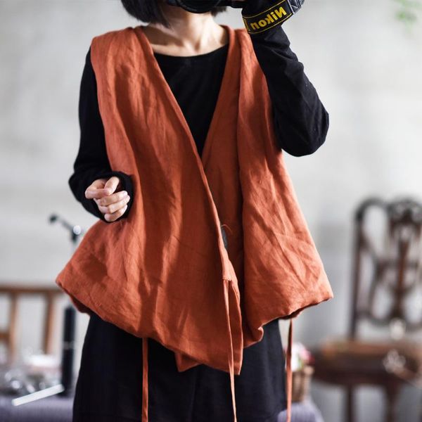 women's vests women solid color v neck thin padded ladies spring autumn vintage vest sleeveless coat 2021 waistcoat, Black;white
women's vests women solid color v neck thin padded ladies spring autumn vintage vest sleeveless coat 2021 waistcoat, Black;white