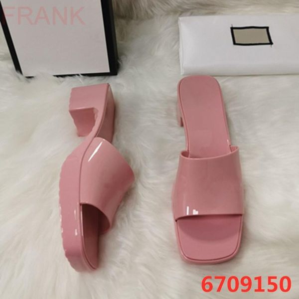 new g lady slippers ladies patent leather slippers genuine leather luxury packaging flip flops slides shoes woman, Black 
new g lady slippers ladies patent leather slippers genuine leather luxury packaging flip flops slides shoes woman, Black
