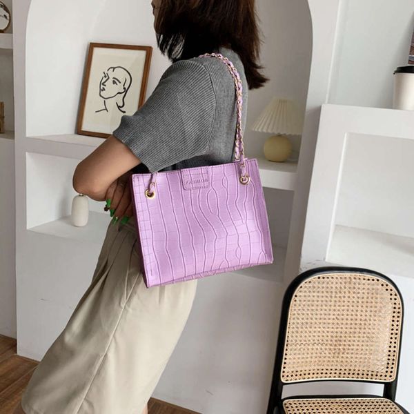 hbp women's 2021 new summer foreign style messenger fashion one shoulder small square bag
hbp women's 2021 new summer foreign style messenger fashion one shoulder small square bag