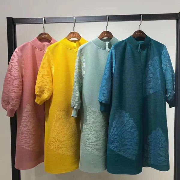 2021 new summer cardigan button embroidered butterfly long sleeve hollowed out with beads diamonds plus size flowery ql20, Black;gray
2021 new summer cardigan button embroidered butterfly long sleeve hollowed out with beads diamonds plus size flowery ql20, Black;gray